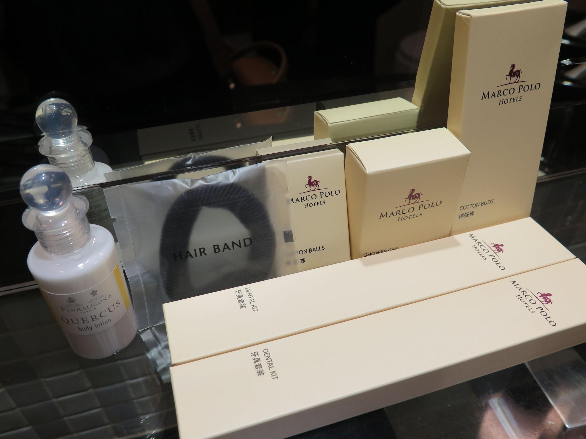 Hotel Marco Polo Davao City Esterno foto Marco Polo Hotel amenities