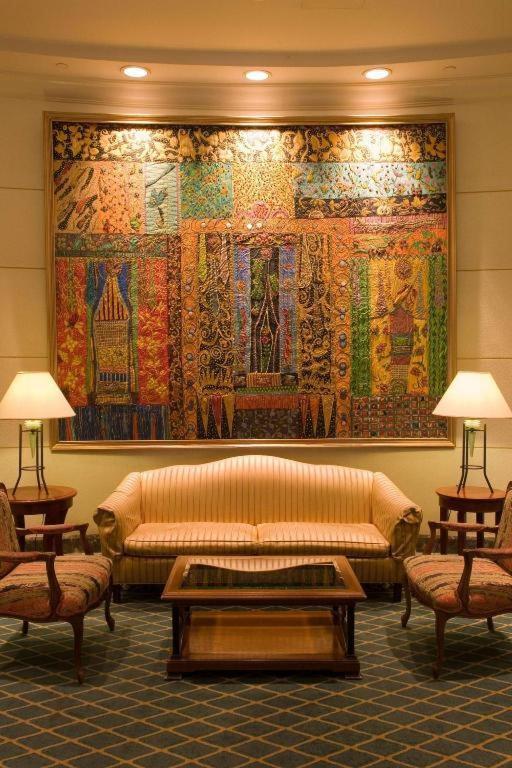 Hotel Marco Polo Davao City Esterno foto The lobby of the Four Seasons Hotel, Washington, D.C.