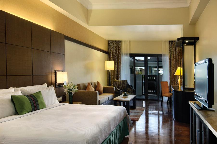 Hotel Marco Polo Davao City Camera foto A suite at the hotel