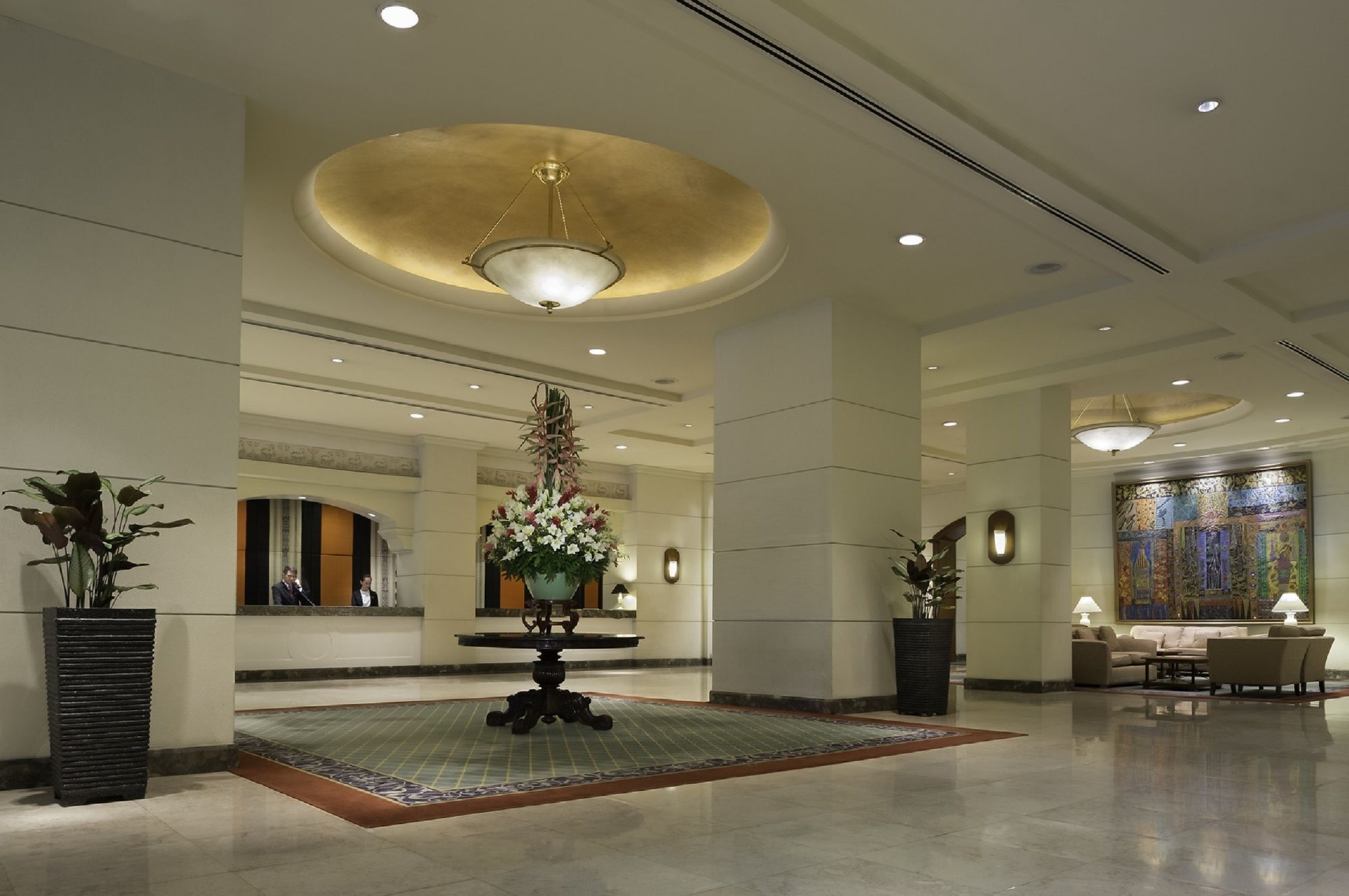 Hotel Marco Polo Davao City Esterno foto The lobby of the Taj Bengal