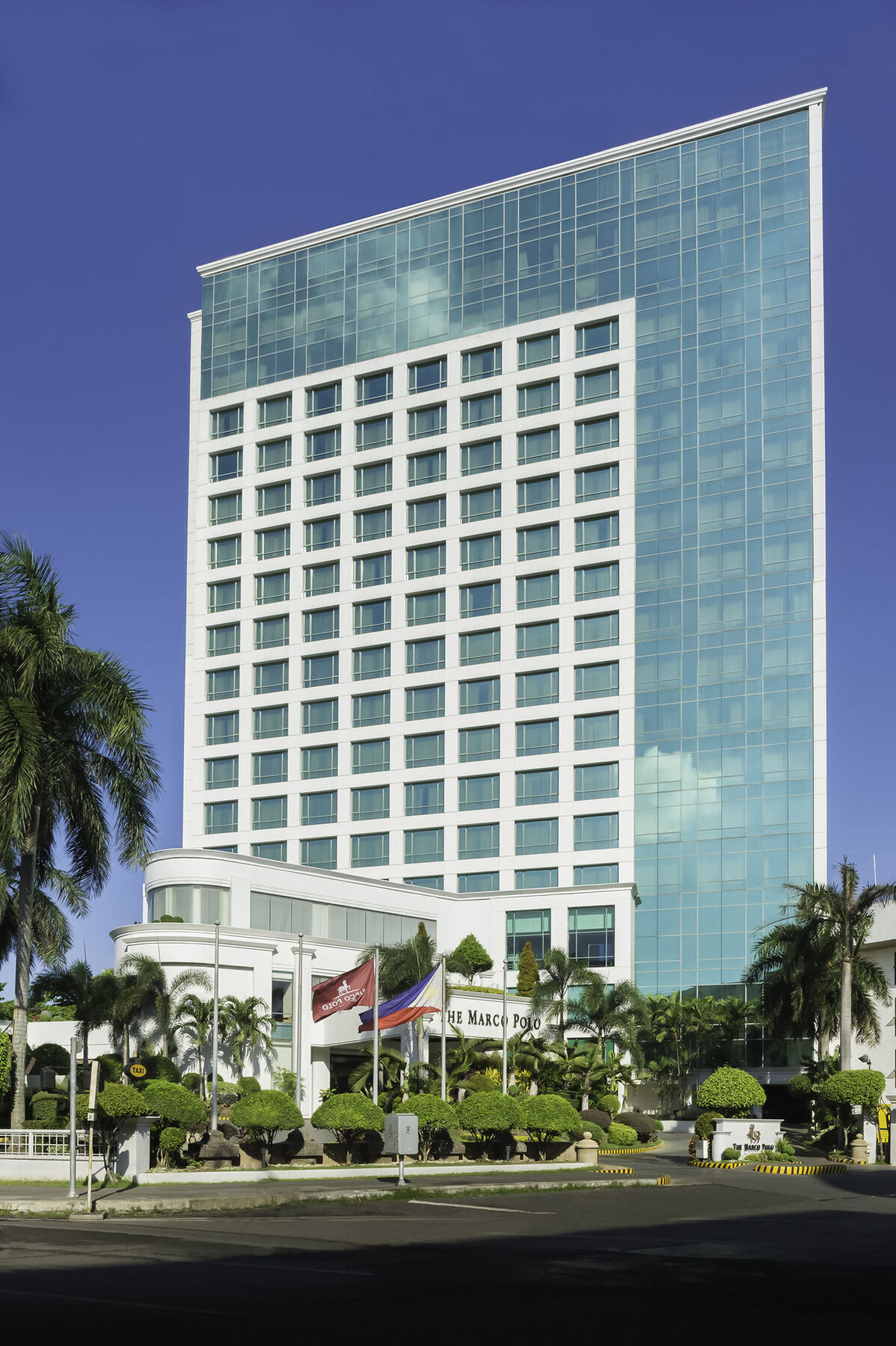 Hotel Marco Polo Davao City Esterno foto The hotel in 2012